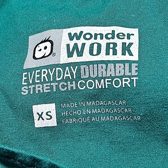 WonderWink Scrub Top Womens Size XS Teal Stretch Short Sleeve Nursing Medical - Picture 3 of 4